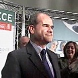 Cháves se venga de Carlos Herrera reubicando a su mujer