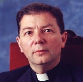 Piden el cese del portavoz del preservativo