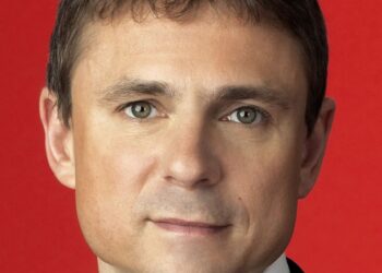 NICK WRENN, EDITOR GERENTE DE CNN EN EUROPA, ORIENTE MEDIO Y ÁFRICA