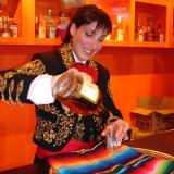 Cálidos colores, simpatía y el mejor tequila en la barra