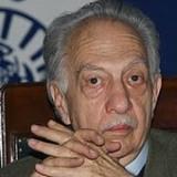 El escritor mexicano Sergio Pitol recibió el Premio Cervantes