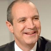 ‘Nos pagan para resolver los problemas y en eso trabajamos’