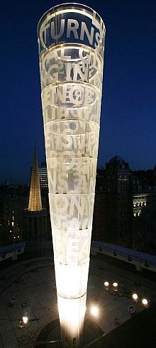 monumentocristal.jpg