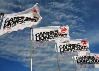 cannes_flags