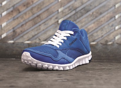 1Reebok_RealFlex_Blue_2