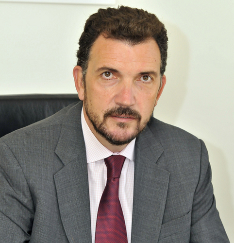 José Manuel Velasco es presidente de DIRCOM