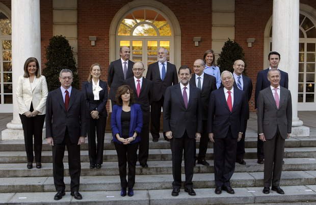 Mariano Rajoy y sus minitros