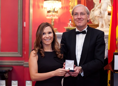 Paula_Carrera_medalla_de_oro_del_Foro_Europa