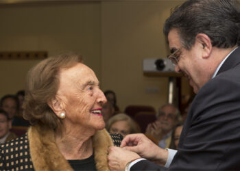 consejo_dentistas_medalla