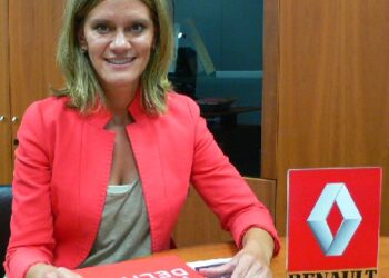 Nombramiento_Esther_Perez