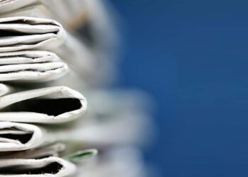 La publicidad en diarios crece un 0,5%, pero El País (-6,9%) y El Mundo (-10,7%) se desploman