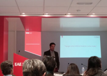 Ocho puntos para reflexionar sobre la omnicanalidad, expuestas por Héctor Saracho (Genetsis)