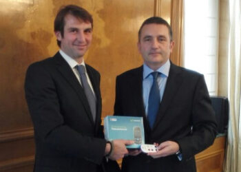 La tecnología móvil revoluciona la asistencia de personas dependientes y con discapacidad