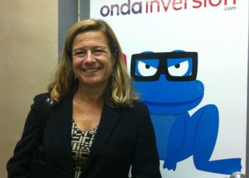 dircom cofares ana lopez