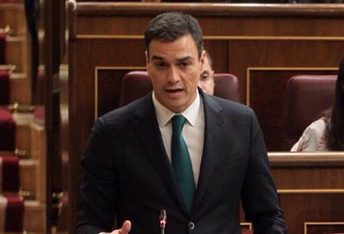 Pedro Sánchez, PSOE, Comunicación