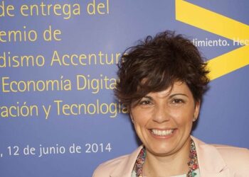 Laura Martín, ganadora del Premio de Periodismo Accenture 2014