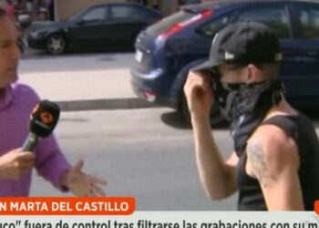 El Cuco agrede a un reportero de 'Espejo Público'