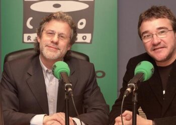 Javier Ares y Javier Ruiz Taboada, presentadores de 'Radioestadio' en el año 2003