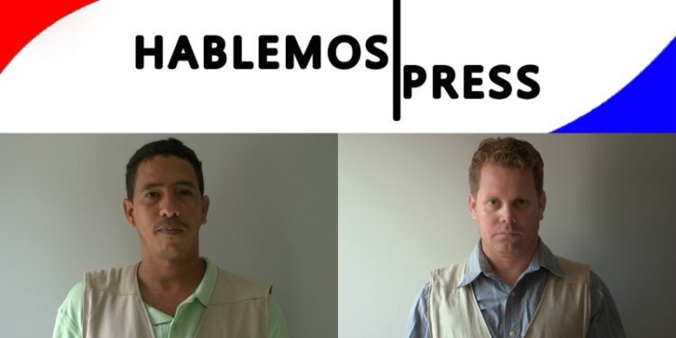 Los periodistas Arian Guerra Pérez (izquierda) y Weiner Alexander Martínez Estepe (derecha)