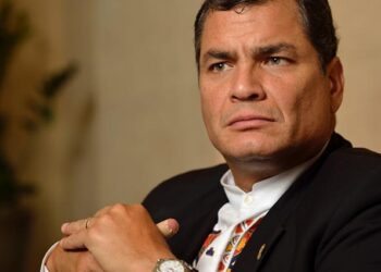 Periodistas de los Papeles de Panamá son intimidados por el gobierno ecuatoriano