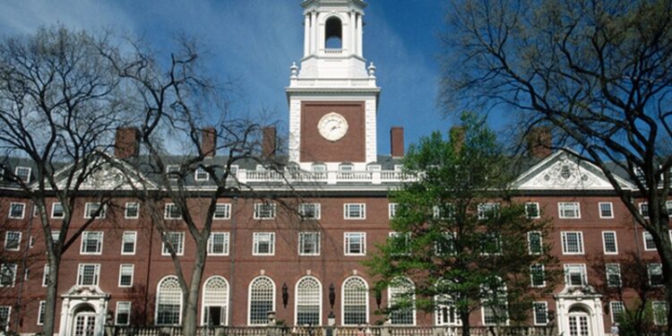 La fachada de la Universidad de Harvard. FOTO: masconsulting.es