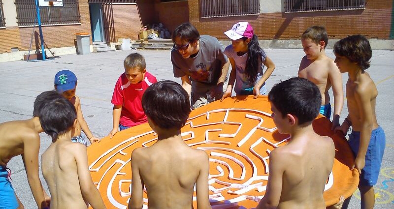 El campamento de verano del CEIP La Latina en 2014, realizado también con la ayuda de la Fundación Alba Torres Carrera. FOTO: AMPA La Latina