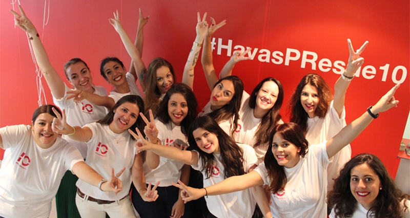 El equipo de Havas PR durante la celebración de los reconocimientos que ha obtenido la agencia. FOTO: Havas PR