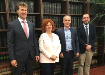 AstraZeneca y Salud Carlos III renuevan su compromiso con jóvenes investigadores