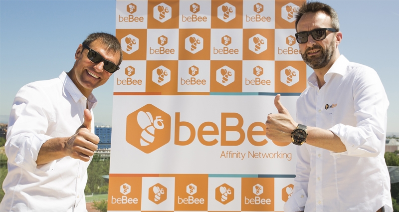 Javier Cámara y de Juan Imaz (CEO y Presidente de beBee respectivamente).