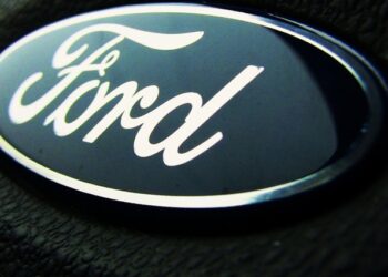 El logo de la compañía automovilística Ford en una imagen de archivo.
