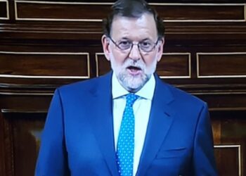 El candidato a presidente del Gobierno Mariano Rajoy durante la primera sesión de su debate de investidura.