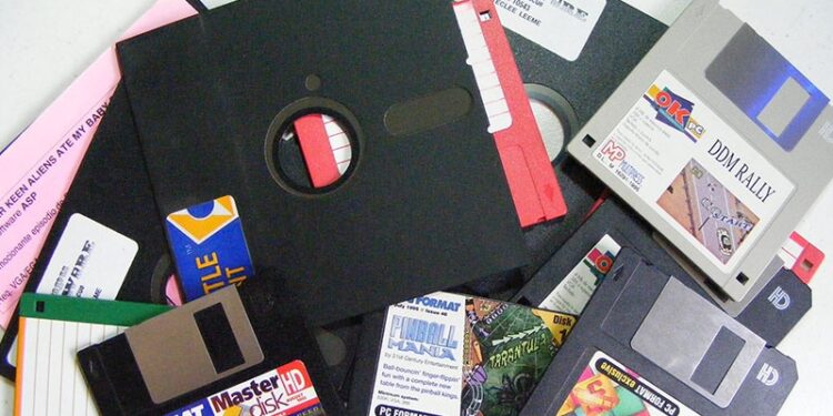 Los disquete, divino tesoro del pasado. Flickr/Algunos derechos reservados (*1)