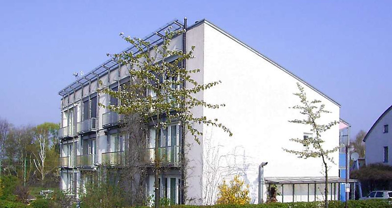 Una casa construida siguiendo el estándar Passivhaus en Alemania. FOTO: Wikimedia Commons.