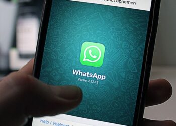 Telefónica quiere que WhatsApp te pague por tus datos