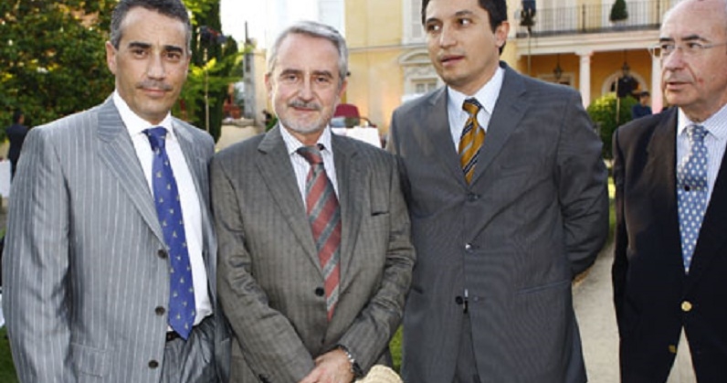 Alfonso Ortín, segundo de izquierda a derecha en la foto