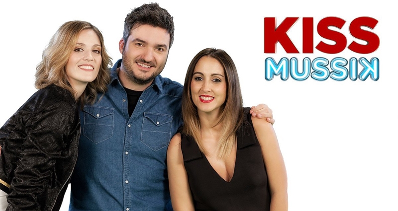 Marta Ferrer, Xavi Rodríguez y María Lama, presentadores de 'Kissmussik'