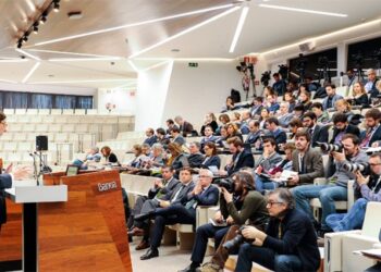 Presentación de Bakia ante los periodistas