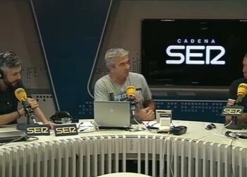 Dani Garrido, Carles Francino y Manu Carreño durante una entrevista en 'La Ventana' (Cadena SER)