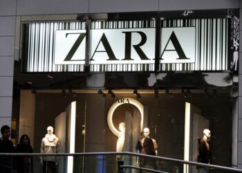 Una tienda de Zara en Canadá. FOTO: Wikimedia Commons.
