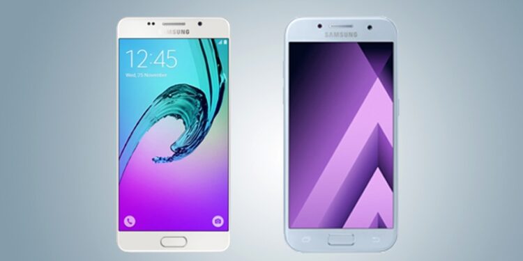 A la izquierda el Galaxy A5 (2016) y a la derecha el Galaxy A5 (2017)