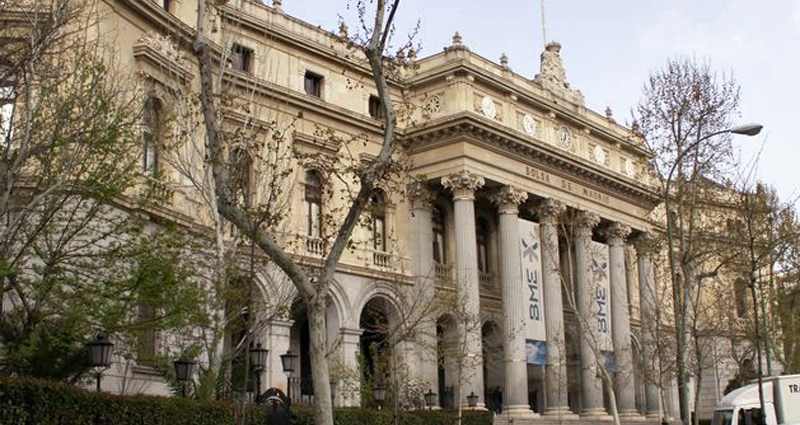 El edificio de la Bolsa en Madrid en una imagen de archivo.