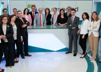 Equipo directivo junto al Consejo de Administración de Telemadrid