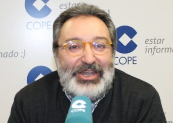 Emilio Pérez de Rozas en una imagen de archivo en los estudios de la Cadena COPE