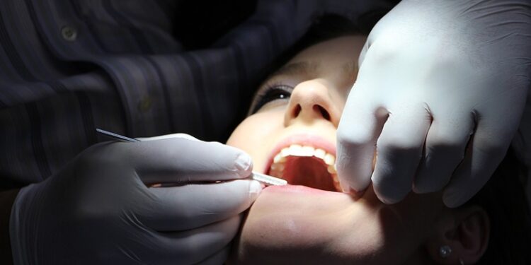 Dentista. FOTO: Pixabay.
