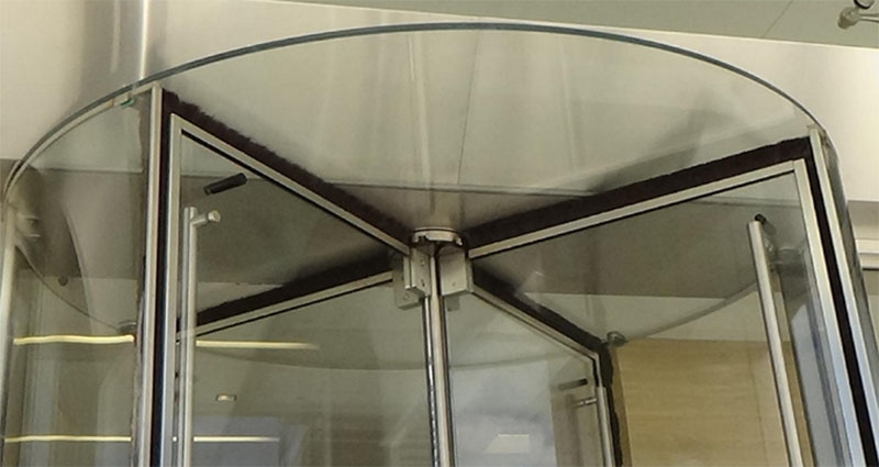 Políticos en agencias de comunicación. FOTO: Archivo.