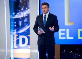 Julio Somoano durante uno de los programas de 'El Debate de La 1' (TVE)