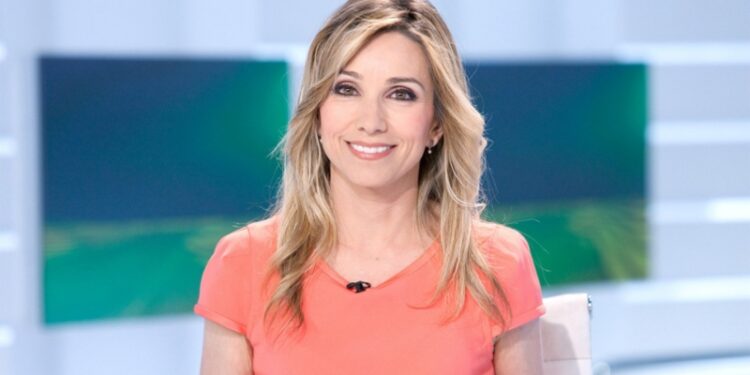 Marta Jaumandreu, presentadora de Telediario 1