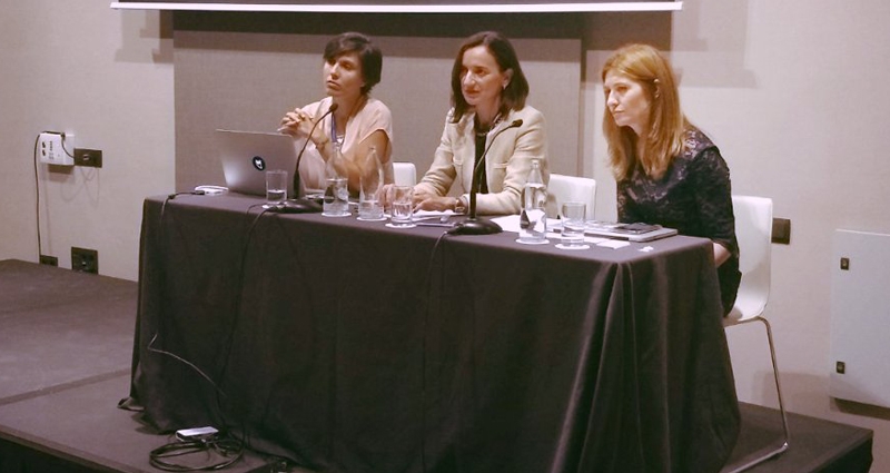 Romina González, Cristina Arano y Elena Álvarez en el acto de presentación de Hootsuite