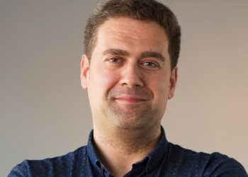 Adolfo Ponte, Responsable de los Servicios Audiovisuales de Torres y Carrera