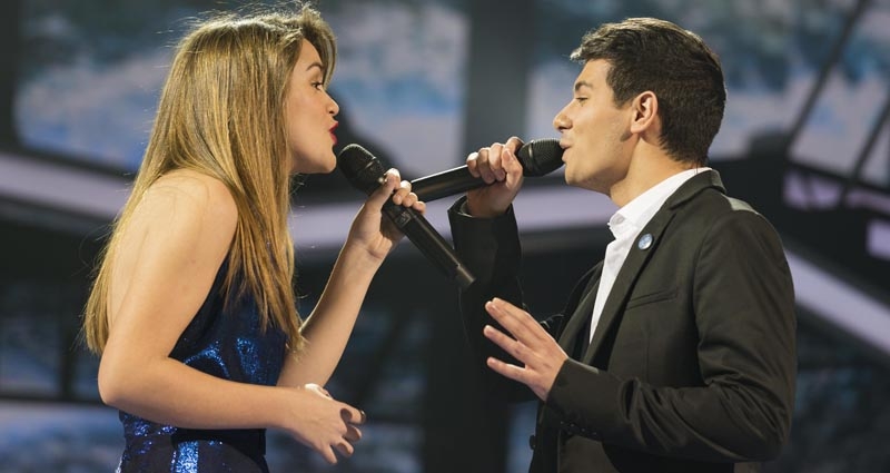 Amaia y Alfred interpretando 'Tu canción'